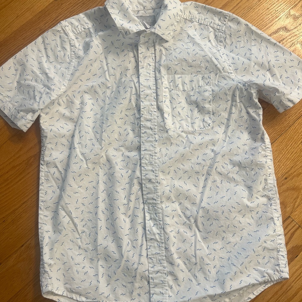 2 Button down Shirts - Picture 6 of 6